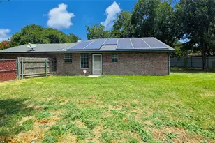 1532 Marion Dr, Dallas, TX 75211 - Photo 24