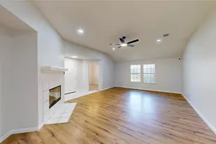 1532 Marion Dr, Dallas, TX 75211 - Photo 6