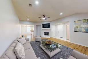 1532 Marion Dr, Dallas, TX 75211 - Photo 4