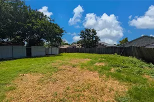 1532 Marion Dr, Dallas, TX 75211 - Photo 26