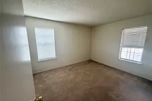 5536 Club Crest Dr, Mesquite, TX 75150 - Photo 12
