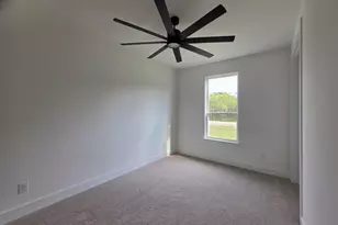 22103 Greenbriar Dr, Whitney, TX 76692 - Photo 4