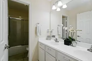 1702 Bluffview Ln, Carrollton, TX 75007 - Photo 24