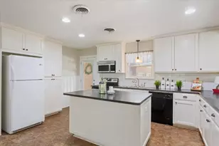 1212 Guthrie Dr, Waco, TX 76710 - Photo 12