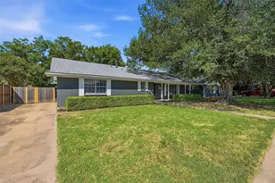 1808 Robin Dr, Sherman, TX 75092 - Photo 2