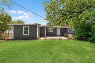 4505 Quails Ln, Fort Worth, TX 76119 - Photo 22