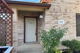 824 Mulder Dr, Arlington, TX 76001 - Photo 4
