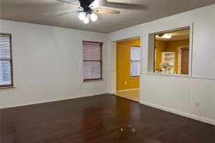 824 Mulder Dr, Arlington, TX 76001 - Photo 14