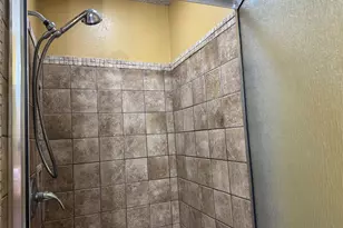 824 Mulder Dr, Arlington, TX 76001 - Photo 26