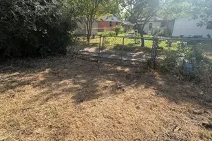 4974 Dupont Dr, Dallas, TX 75216 - Photo 20