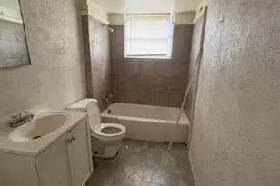 4974 Dupont Dr, Dallas, TX 75216 - Photo 12