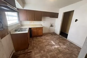 4974 Dupont Dr, Dallas, TX 75216 - Photo 6