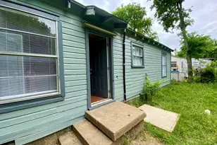 6710 Petain Ave, Dallas, TX 75227 - Photo 12