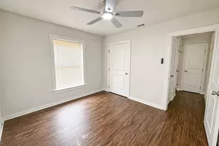 6710 Petain Ave, Dallas, TX 75227 - Photo 8