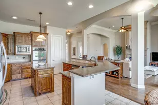 13041 Stacey Valley Dr, Azle, TX 76020 - Photo 10