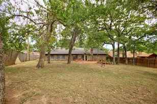 8204 Starnes Rd, North Richland Hills, TX 76182 - Photo 34