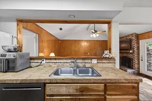 8204 Starnes Rd, North Richland Hills, TX 76182 - Photo 18