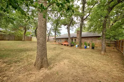 8204 Starnes Road, North Richland Hills, TX 76182 - Photo 32