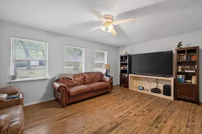 8204 Starnes Road, North Richland Hills, TX 76182 - Photo 4