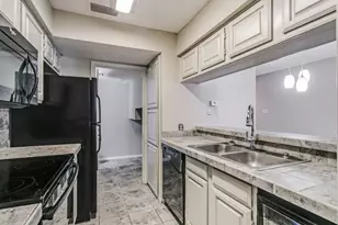 18240 Midway Rd, Dallas, TX 75287 - Photo 20