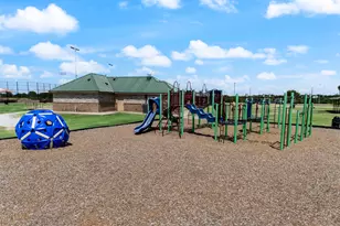 716 Big Bnd Pkwy, Princeton, TX 75407 - Photo 32