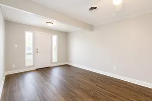 5301 Mansel Ln, Fort Worth, TX 76134 - Photo 4
