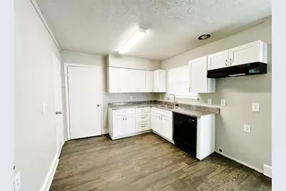 5301 Mansel Lane, Fort Worth, TX 76134 - Photo 6