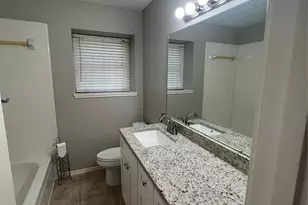 1001 Stableway Ln, Bedford, TX 76022 - Photo 4