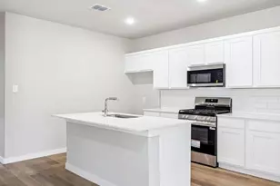 2015 Homestretch Dr, Seagoville, TX 75159 - Photo 8