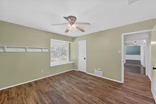 4208 Trowbridge Dr, Arlington, TX 76013 - Photo 22