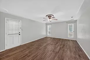 4208 Trowbridge Dr, Arlington, TX 76013 - Photo 18