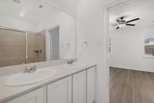 11609 Silver Queen Dr, Aubrey, TX 76227 - Photo 14