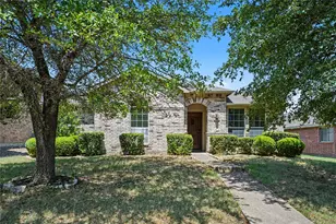 1333 Illinois Ave, Lancaster, TX 75134 - Photo 4