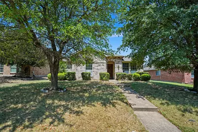 1333 Illinois Avenue, Lancaster, TX 75134 - Photo 2