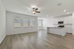 952 Dustwood Dr, Fort Worth, TX 76052 - Photo 14