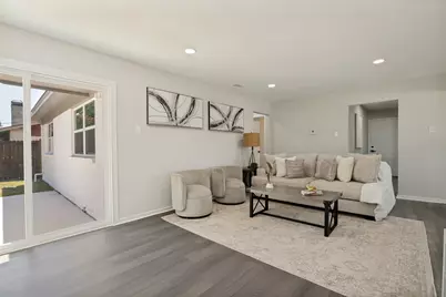 748 Kingswood Avenue, Richardson, TX 75080 - Photo 8