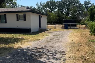 117 Westline Rd, Azle, TX 76020 - Photo 4