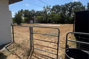 117 Westline Rd, Azle, TX 76020 - Photo 18
