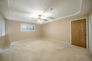 1803 Oak Grove Dr, Arlington, TX 76013 - Photo 14