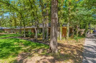1803 Oak Grove Dr, Arlington, TX 76013 - Photo 36