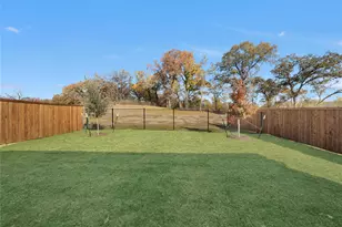 11025 Triple Crown Ct, Providence Village, TX 76227 - Photo 24