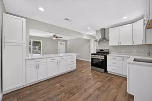 2520 Vera Cruz St, Fort Worth, TX 76106 - Photo 4