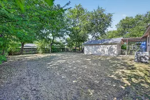 2520 Vera Cruz St, Fort Worth, TX 76106 - Photo 24