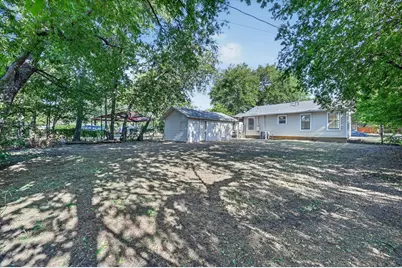 2520 Vera Cruz Street, Fort Worth, TX 76106 - Photo 22