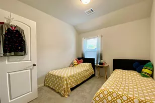 332 Paloma St, Weatherford, TX 76087 - Photo 4