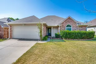 217 Quail Run, Aubrey, TX 76227 - Photo 1