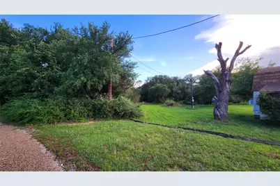 3012 Moon Court, Granbury, TX 76049 - Photo 2