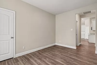 2806 Grand Lookout Lane, Arlington, TX 76001 - Photo 14