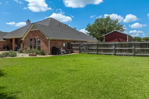 100 Painted Horse Trail, Waco, TX 76712 - Photo 6
