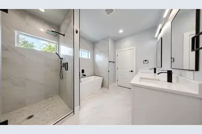 1115 E Oleander Street, Fort Worth, TX 76104 - Photo 34